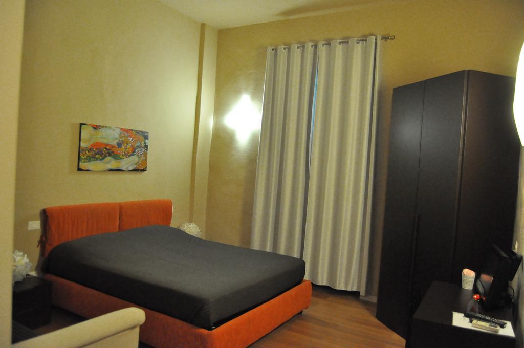 פיסטויה B&B Al Canto Del Cavour חדר תמונה